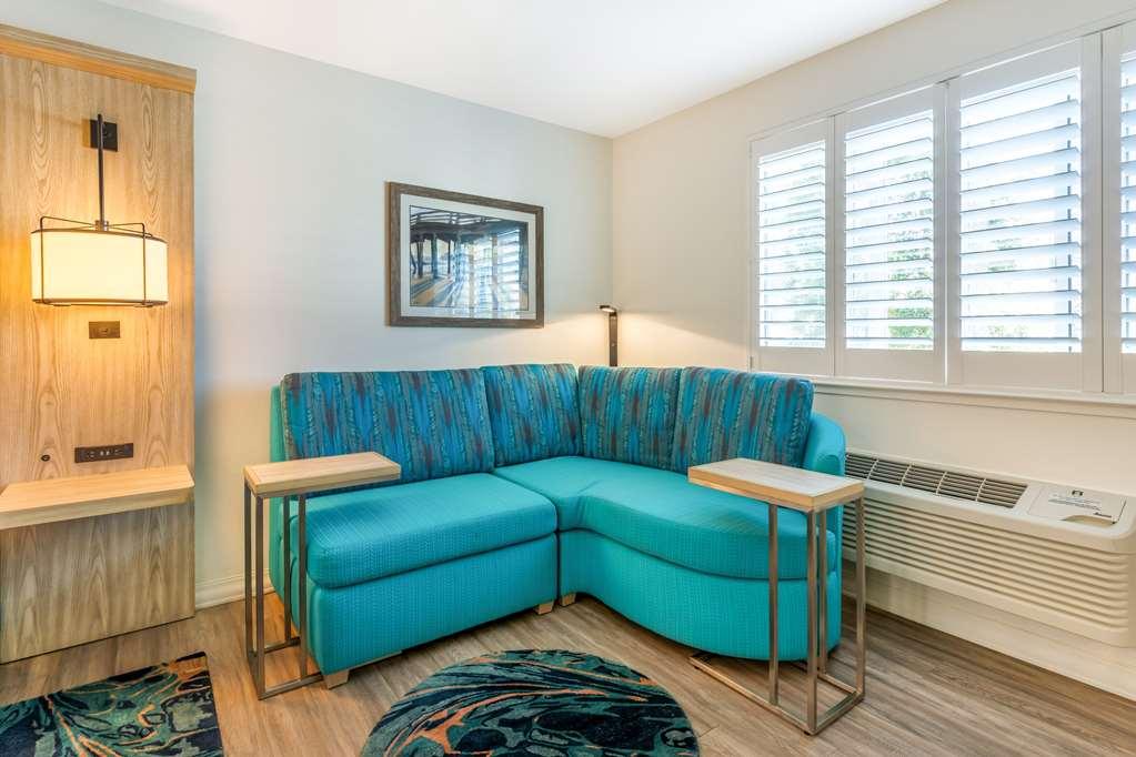 Hotel Western By-the-sea & Capitola